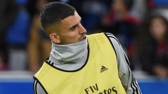 Ceballos y Modric, durante el calentamiento