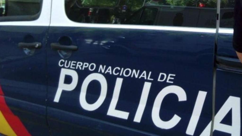 La policía tuvo que trasladarle de módulo