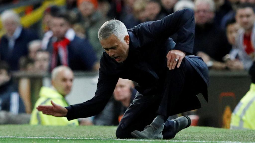 Mourinho celebrando uno de los goles del Manchester United