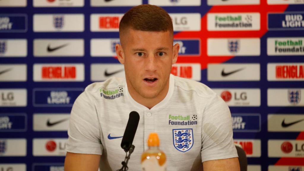 Ross Barkley en rueda de prensa con Inglaterra