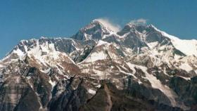 El Everest, en la cordillera del Himalaya