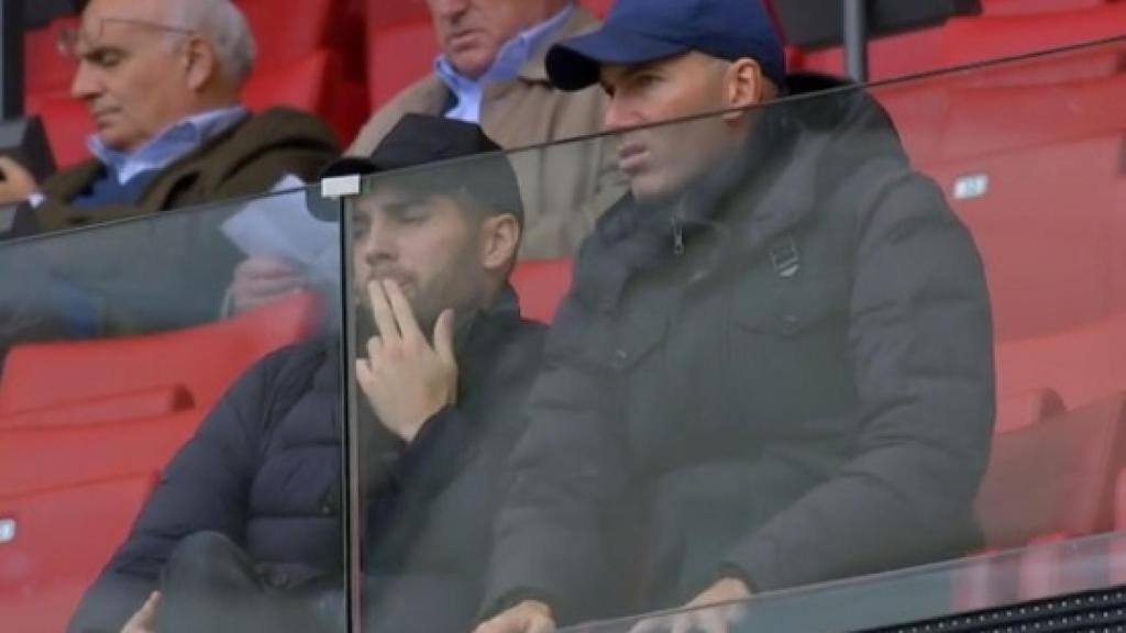 Zidane junto a su hijo Luca en el Wanda Metropolitano