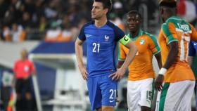 Laurent Koscielny durante un partido de la selección francesa