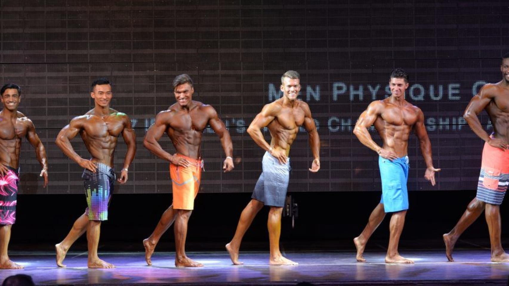 Culturistas compitiendo. Foto: ifbb.com