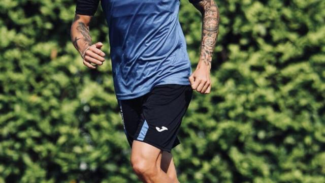 Emiliano Rigoni entrenando con el Atalanta. Foto: Twitter (@EmiRigoni)