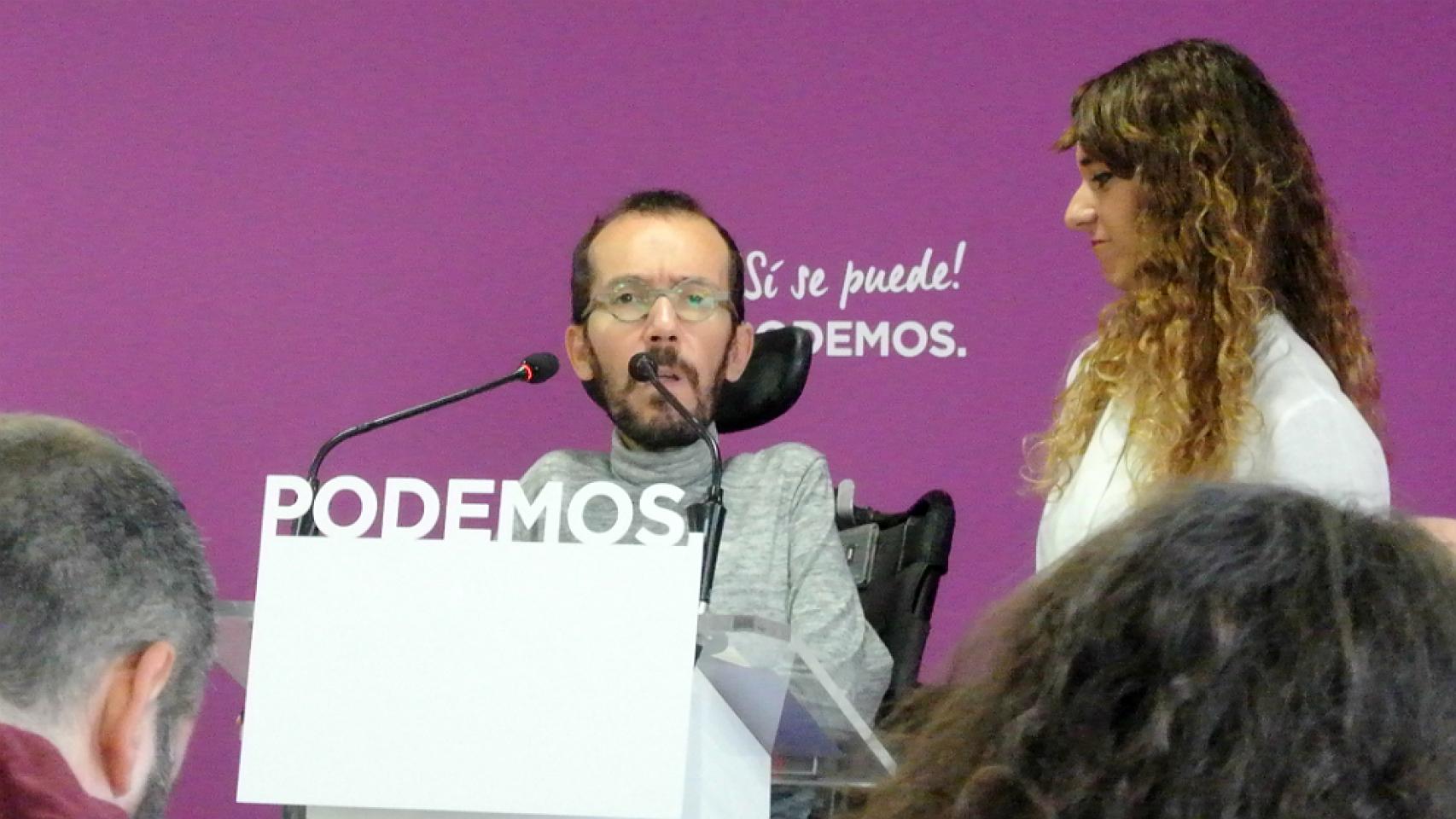 Pablo Echenique y Noelia Vera, durante la rueda de prensa posterior al Consejo de Coordinación de Podemos.