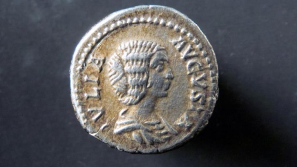 Moneda con la efigie de Julia Domna, la emperatriz más poderosa de Roma.