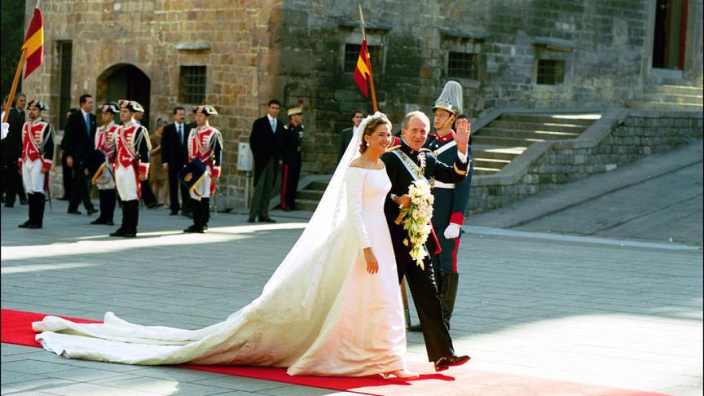 La infanta Cristina vestida por Lorenzo Caprile.