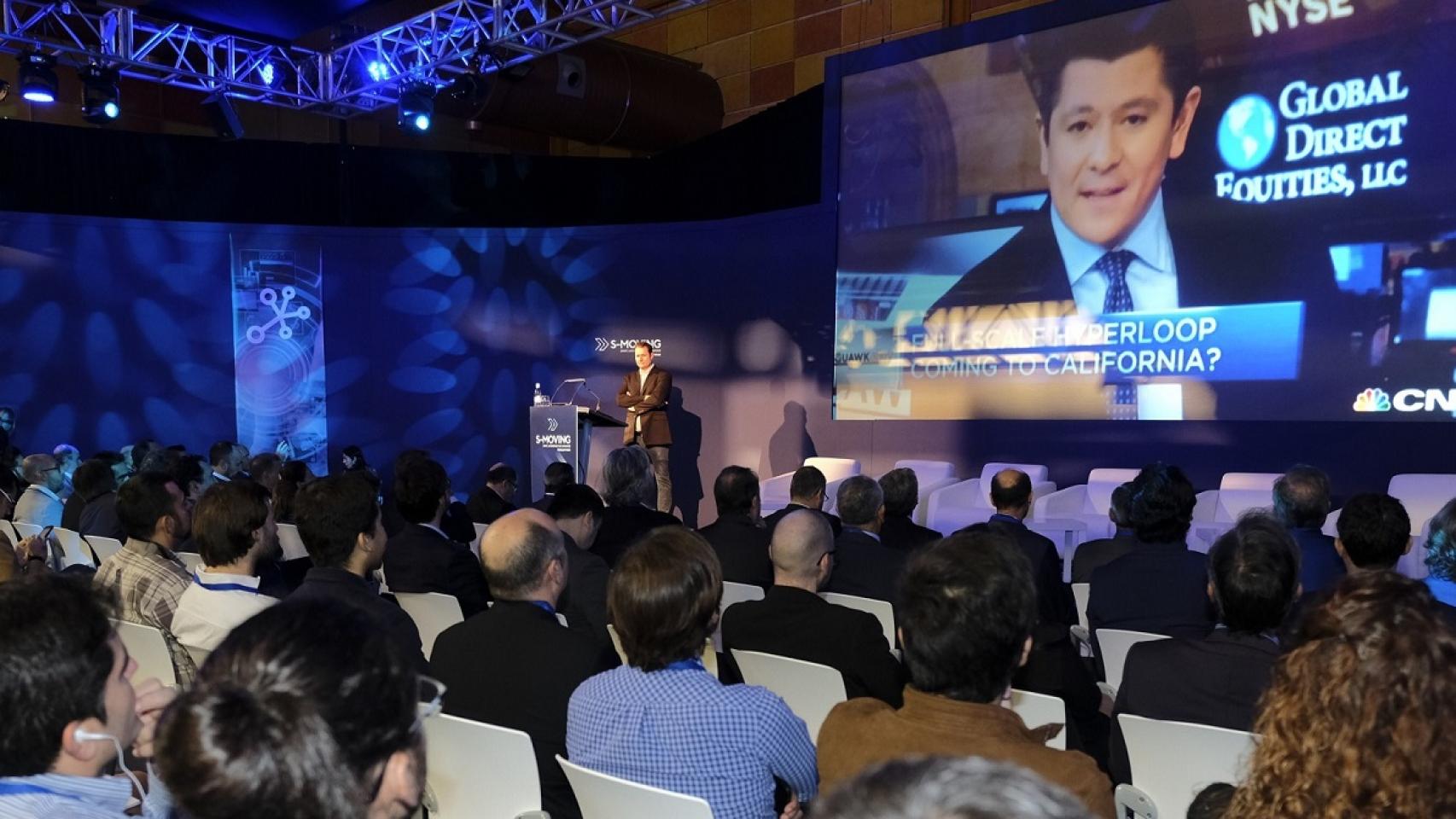 Dirk Ahlborn, CEO de HyperloopTT, durante la inauguración del S-Moving en Málaga.