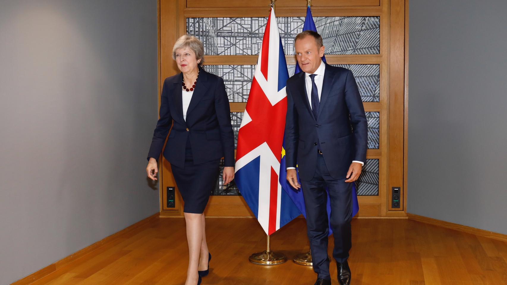 May se ha reunido  con el presidente  del Consejo Europeo, Donald Tusk