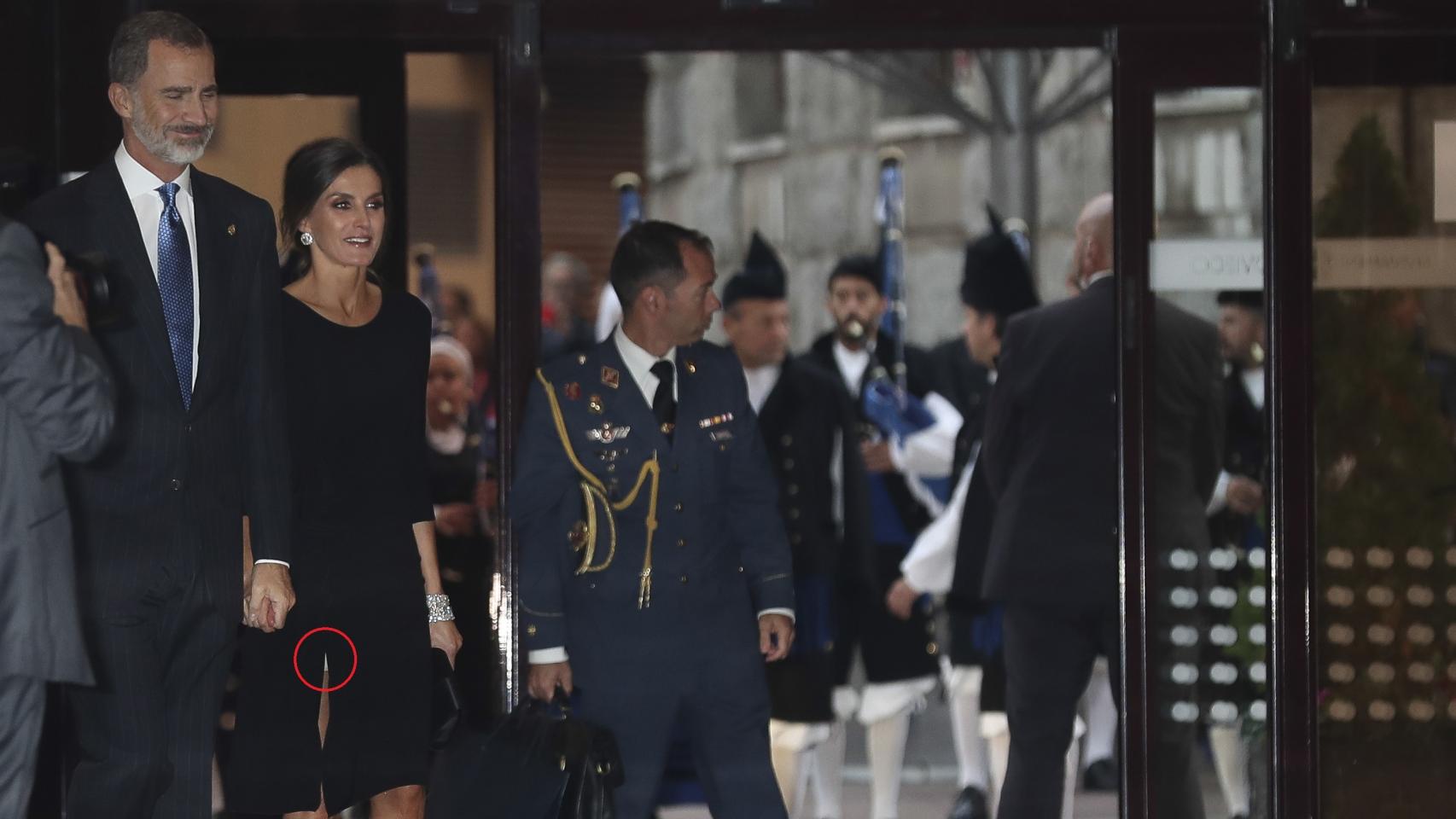 Los reyes en el Auditorio Príncipe Felipe de Oviedo.