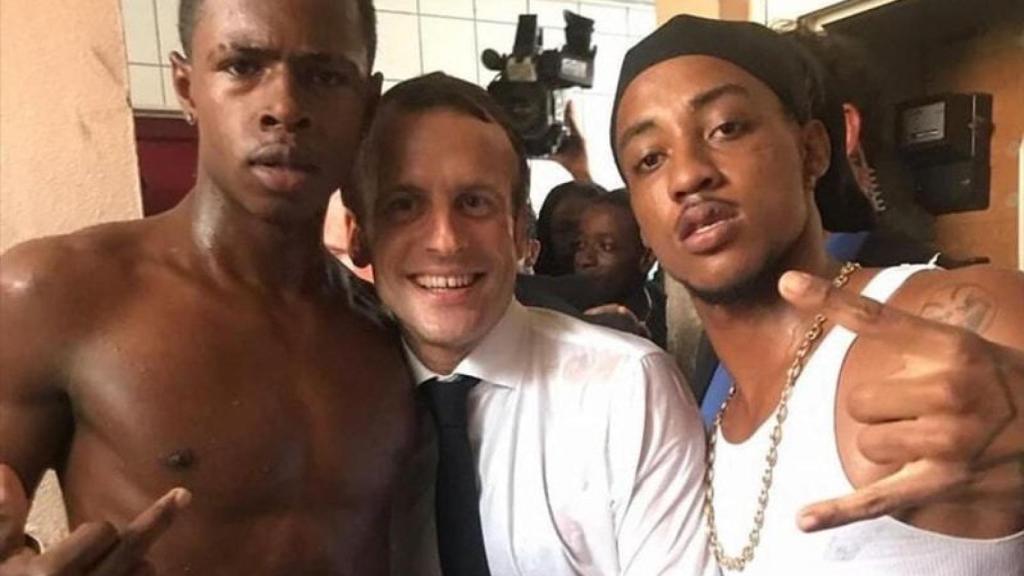La foto de Macron en San Martin que ha desatado la verborrea de Onfray