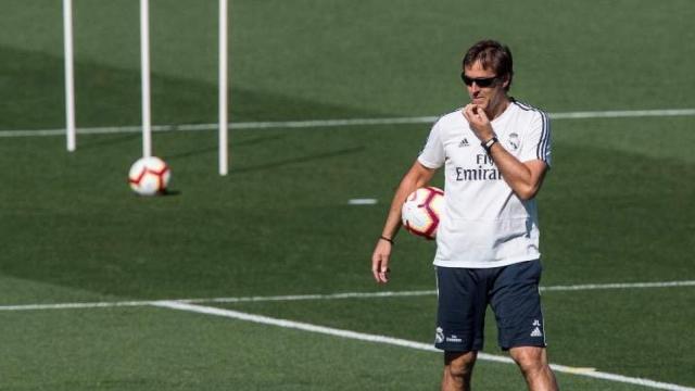 Lopetegui dirige un entrenamiento del Real Madrid