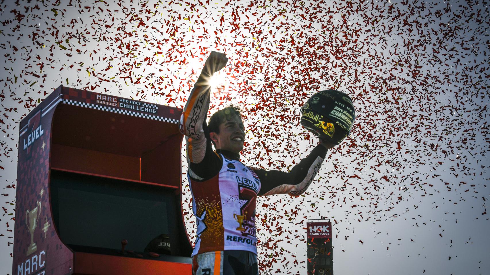 Marc Márquez celebra su séptimo título, en el circuito Twin Ring Motegi.