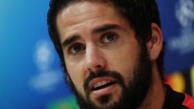 Isco en rueda de prensa