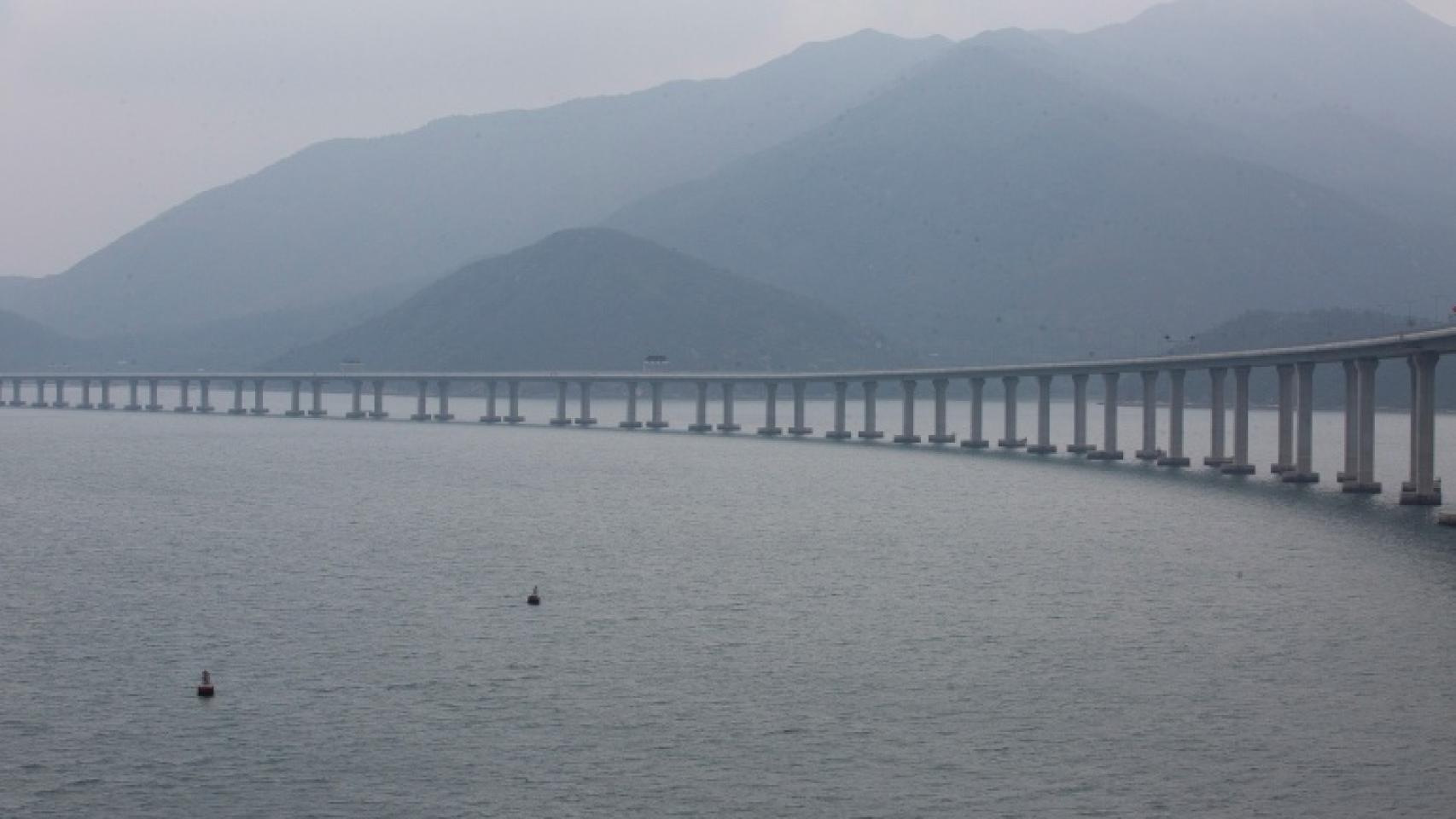 El nuevo puente más largo del mundo en China incorpora reconocimiento facial