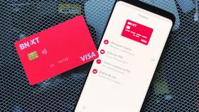 Adiós a los bancos: Bnext es la tarjeta perfecta para comprar online y viajar