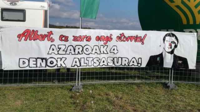 Pancarta exhibida en el Nafarroa Oinez 2018, celebrado en Alsasua.