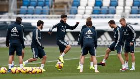 El Real Madrid entrenándose un día antes de El Clásico