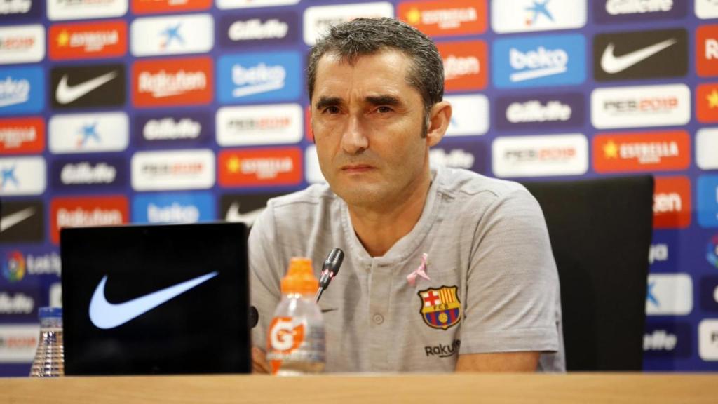 Valverde, en rueda de prensa del Barcelona. Foto: Twitter (@FCBarcelona_es)