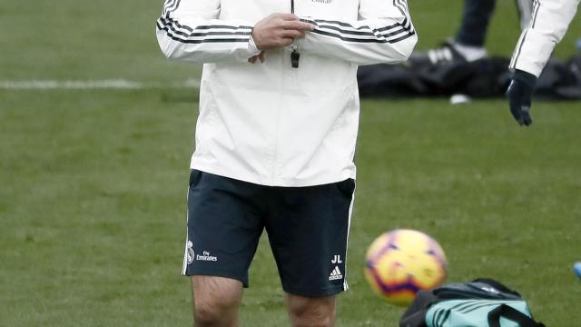 Lopetegui dirige un entrenamiento del Real Madrid