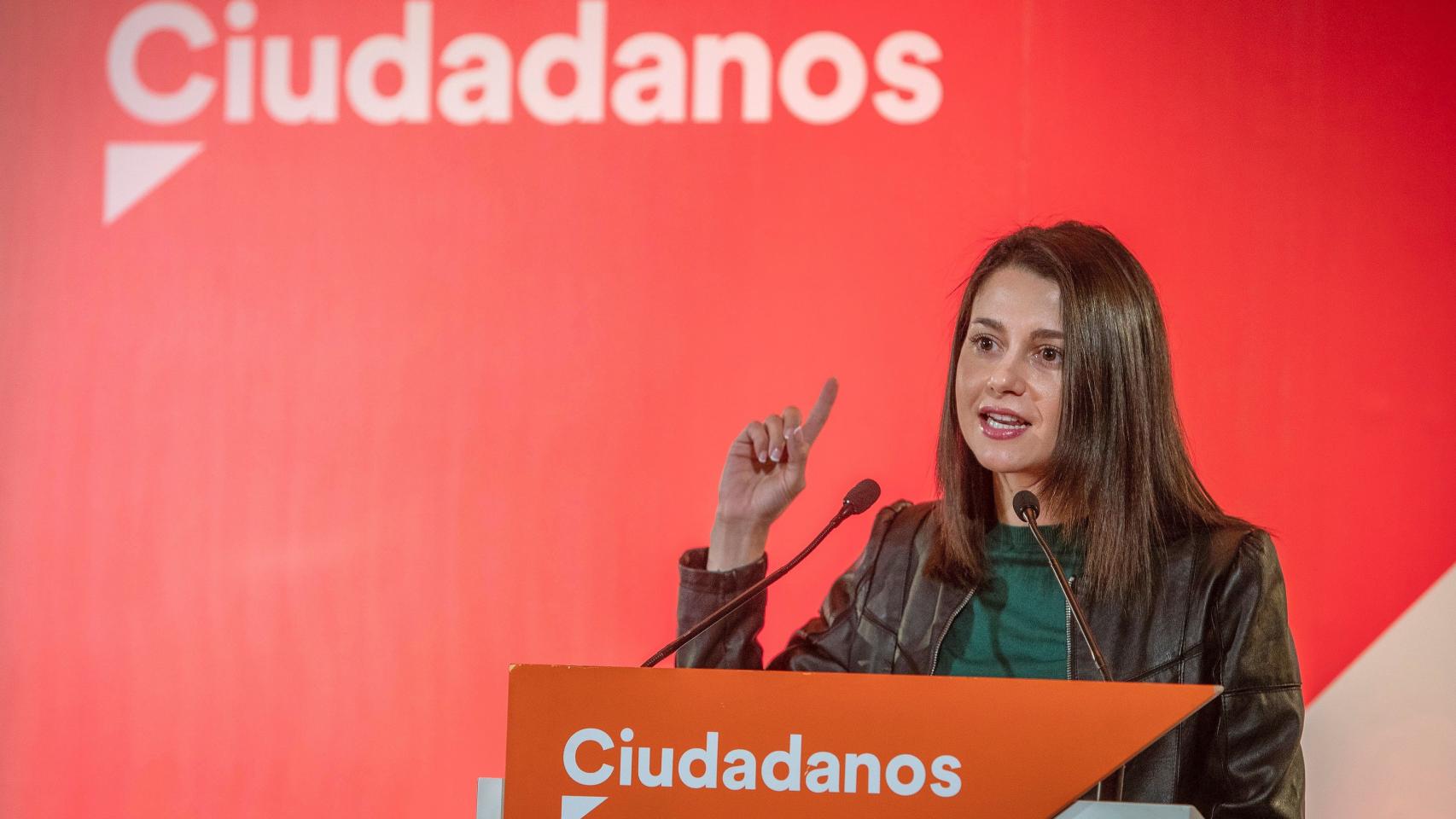 Arrimadas, durante un mitin en su Jerez natal.