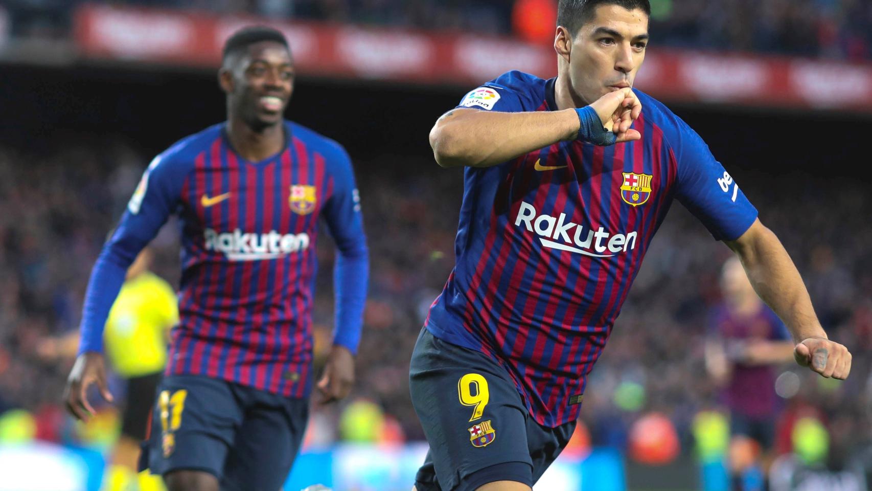 Luis Suárez celebra su hat-trick en El Clásico