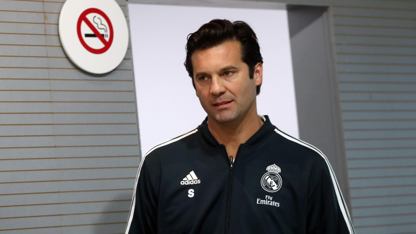 Solari llega a rueda de prensa del Real Madrid