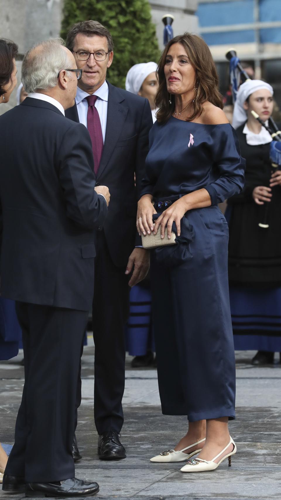 Eva Cárdenas y Alberto Núñez Feijóo en los premios Princesa de Asturias de este año.