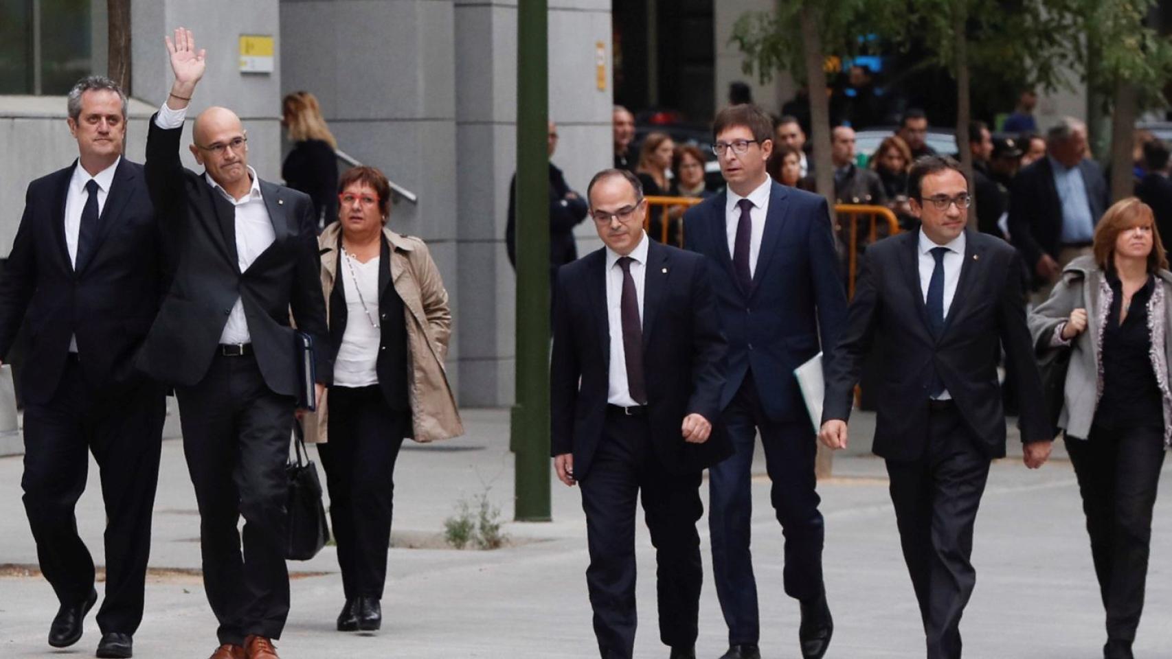 Los exconsejeros catalanes cuando fueron a declarar por primera vez a la Audiencia Nacional por el procés, octubre de 2017.