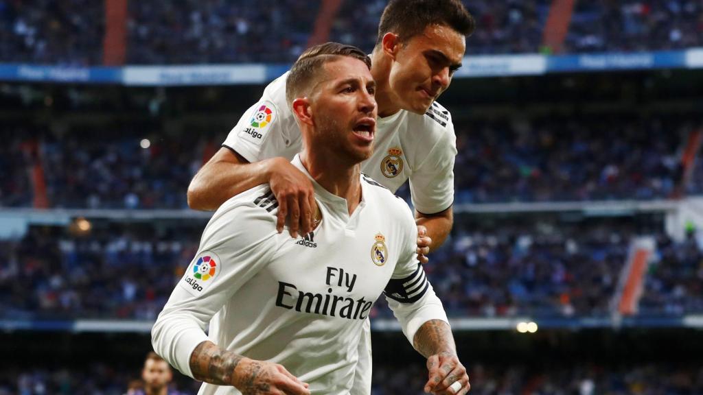 Ramos celebra su gol con Reguilón.