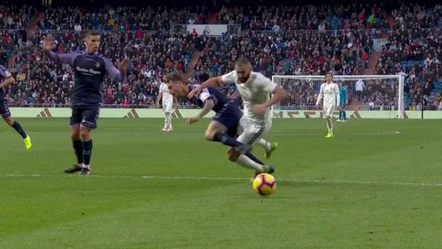 Penalti sobre Benzema