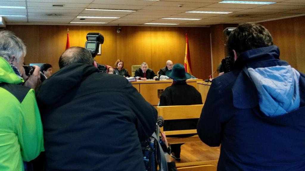 Lucía Bosé en el banquillo de los acusados, Audiencia Provincial de Madrid.