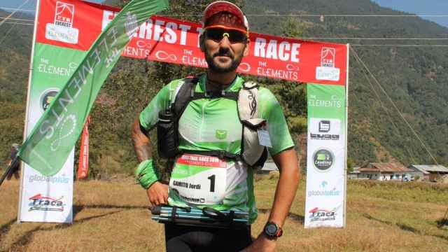 Jordi Gamito, tras ganar la primera prueba del Everest Trail Race. Foto: Twitter (@Everest_ETR)