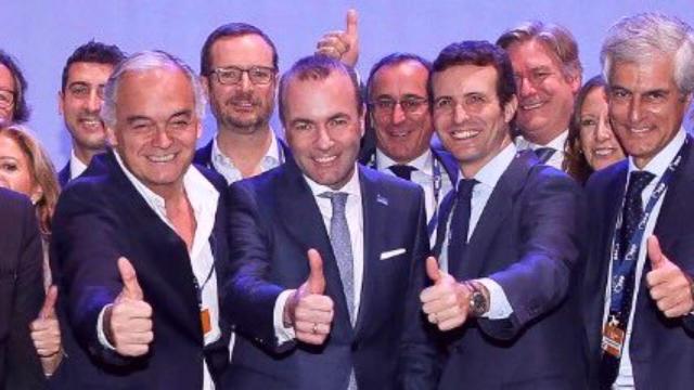 Esteban González Pons, Manfred Weber, Pablo casado y Adolfo Suárez Illana, en el congreso del PPE.