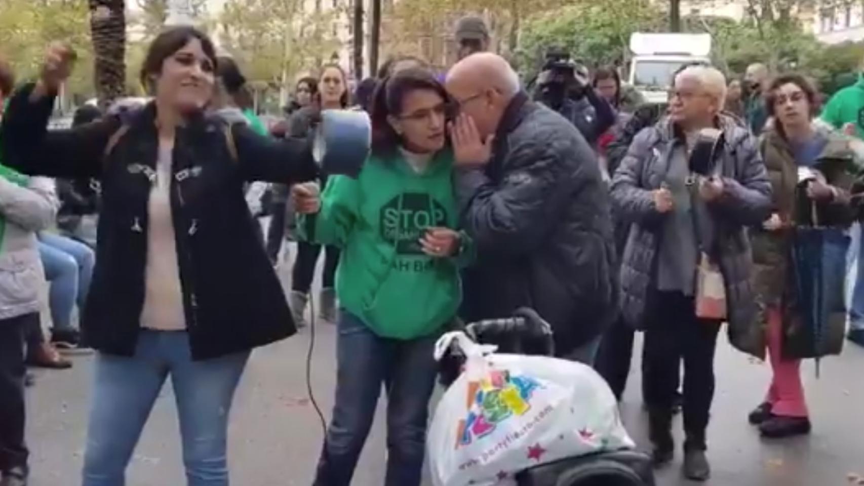 Protestas en Barcelona contra la sentencia del Supremo sobre el impuesto de las hipotecas.