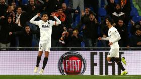 Parejo celebra su gol en el Getafe - Valencia de La Liga