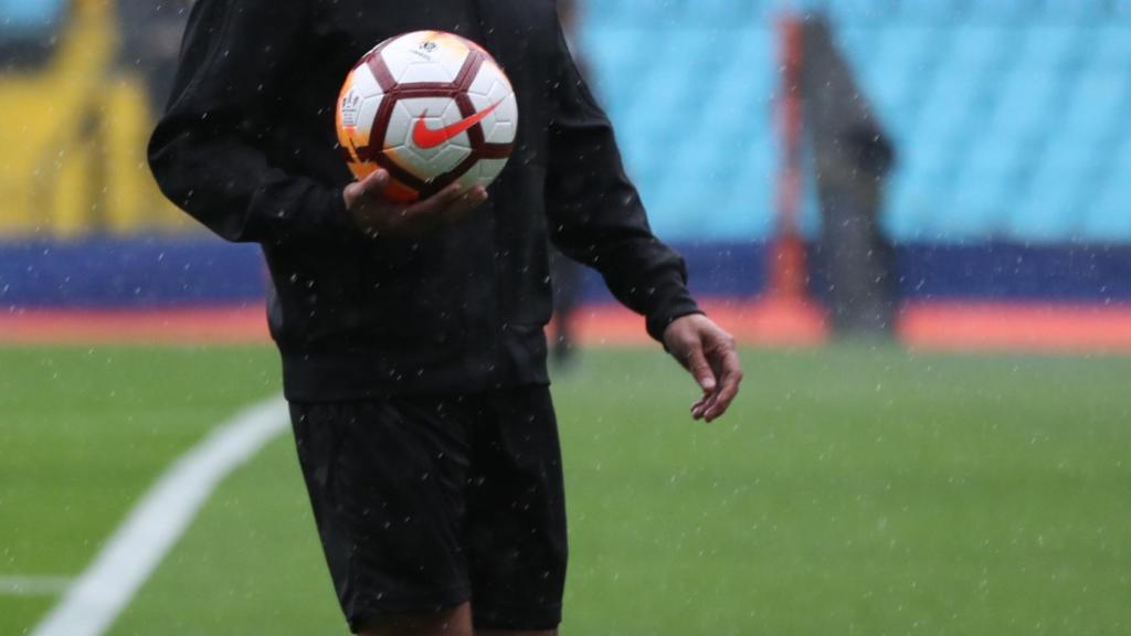 Suspenden por lluvia el partido de ida de la final de la Libertadores entre Boca Juniors y River Plate