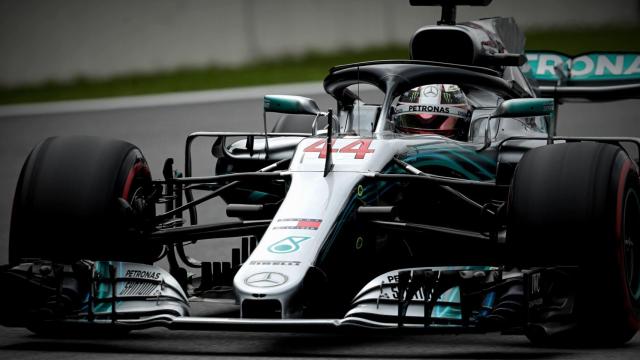 Hamilton firmó su décima 'pole' del año y saldrá primero en Sao Paulo