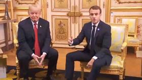 Donald Trump, recibido en el Palacio del Elíseo por Emmanuel Macron.
