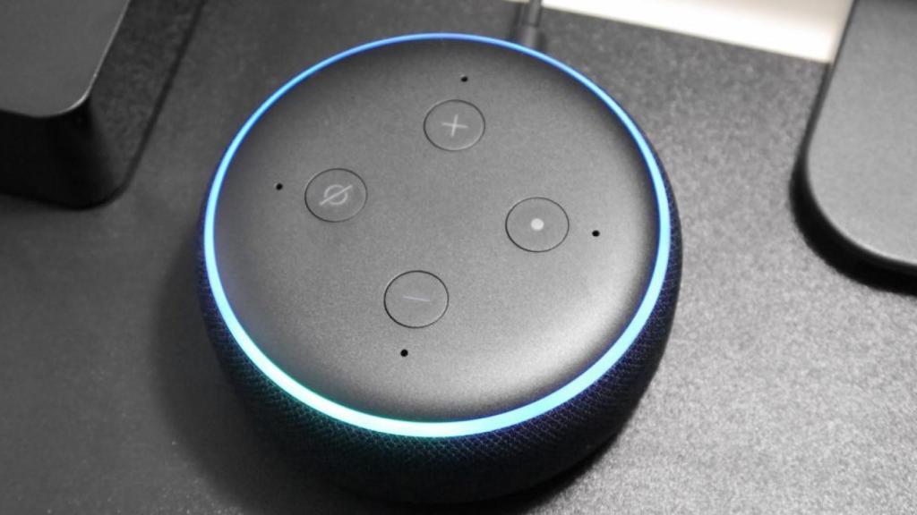 Análisis Amazon Echo Dot: el mayor rival del Google Home Mini