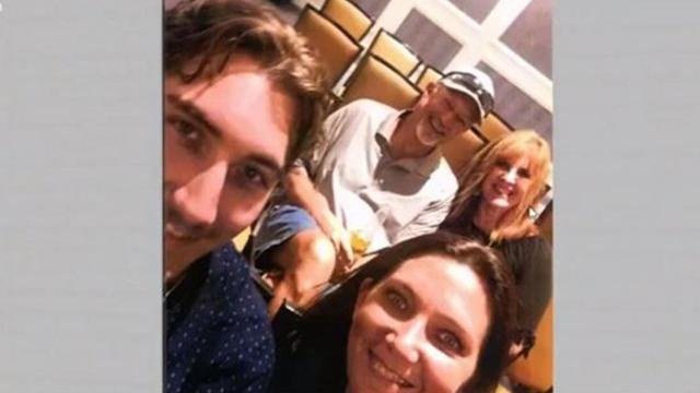 El famoso selfie que ha salvado de la cárcel a Christopher