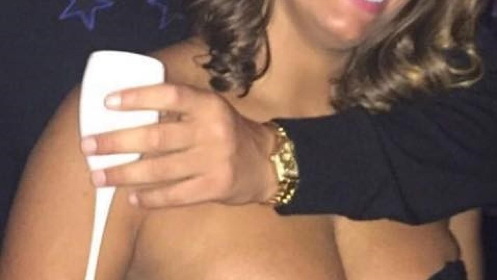 El boxeador Tony Bellew junto a su mujer. Foto: Instagram (@tonybellew)