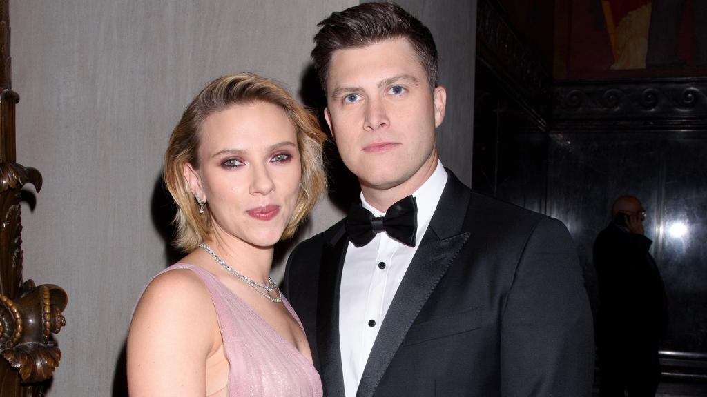 Scarlett Johansson y Colin Jost