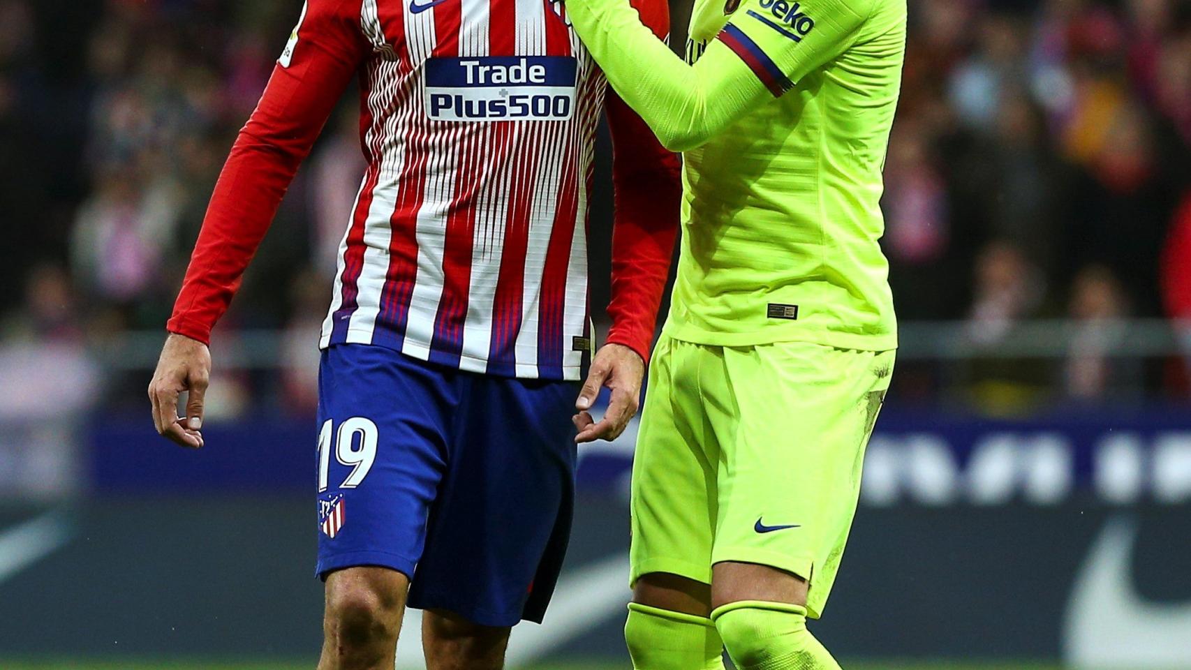 Diego Costa y Piqué en el Wanda Metropolitano