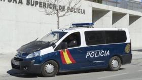 Furgón de la Policía.