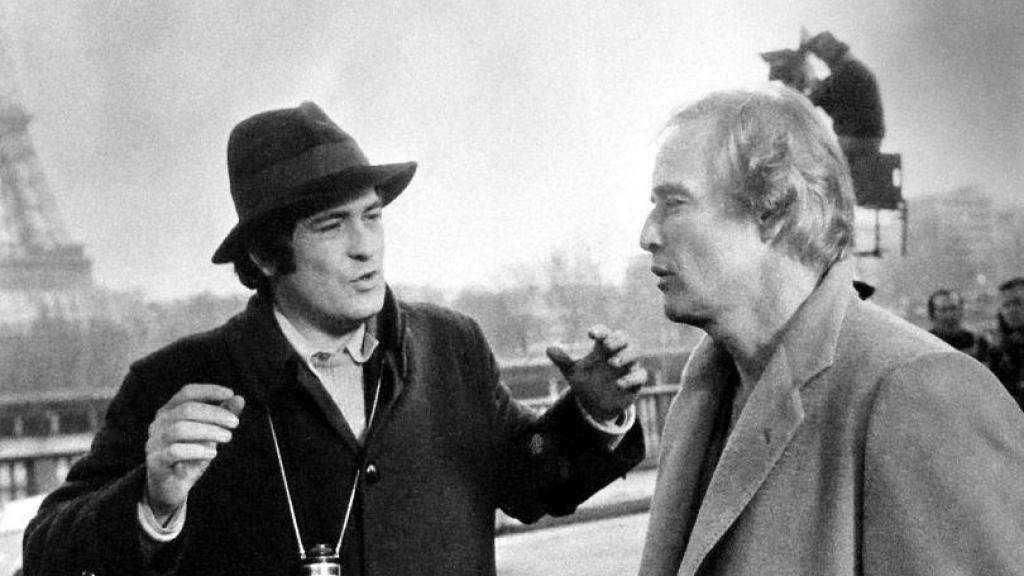 Bernardo Bertolucci y Marlon Brando durante el rodaje de 'El último tango en París'.