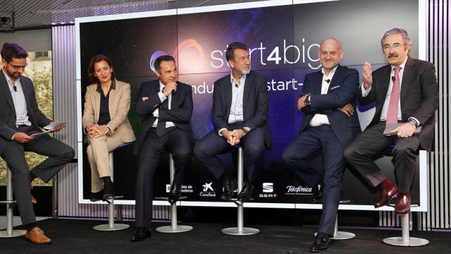 Los directivos de Aigües de Barcelona, Maria Monzó; Seat, Christian Stein; Telefónica, Kim Faura; Caixabank, Jordi Nicolau; y Naturgy, Antoni Peris.