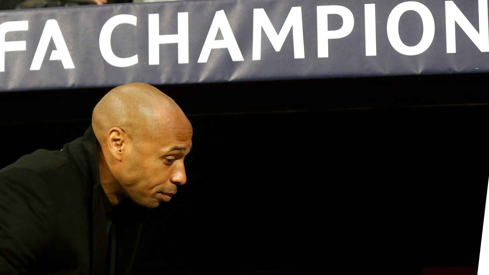 Thierry Henry, en un partido como entrenador en la Champions League