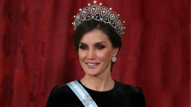 Letizia, en la cena de gala en honor al presidente de China y su esposa.